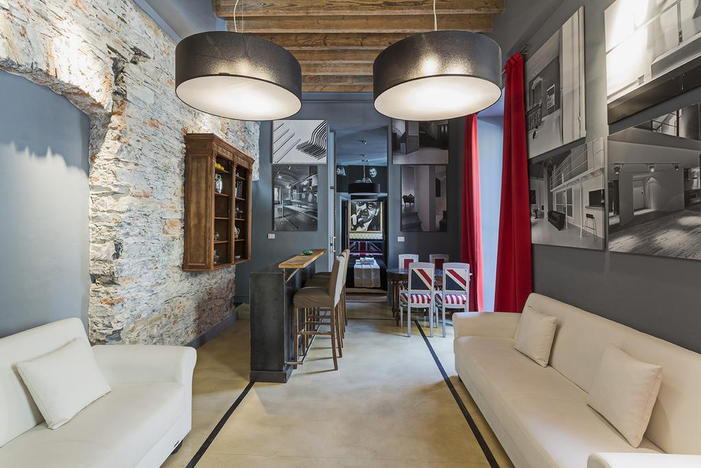 Готель Loft Garibaldi К'яварі Екстер'єр фото